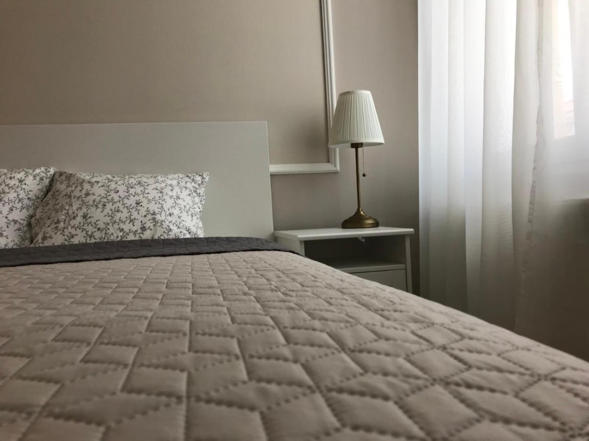 Апартаменты Hemnes2 Apartman Капошвар Экстерьер фото