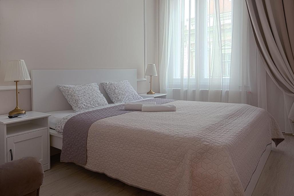 Апартаменты Hemnes2 Apartman Капошвар Экстерьер фото
